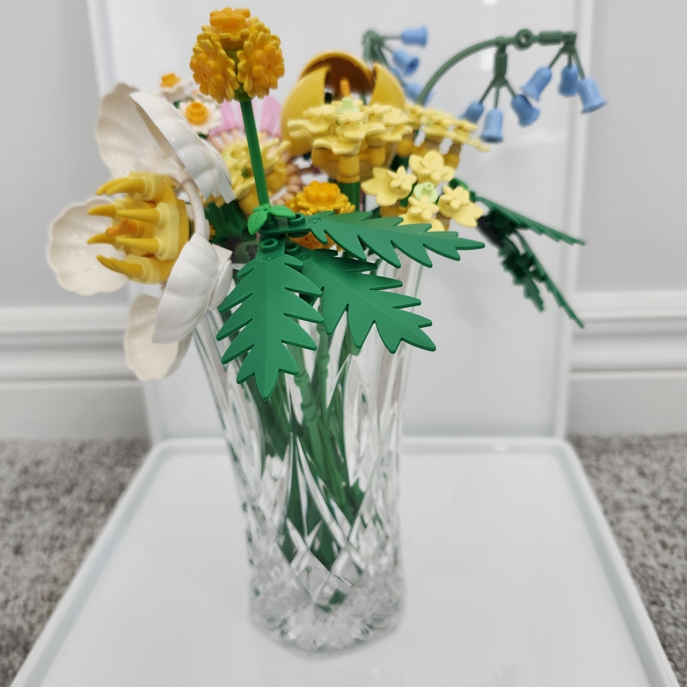 LEGO Botanicals Flower Set Yellow Green Instuctions Clean
